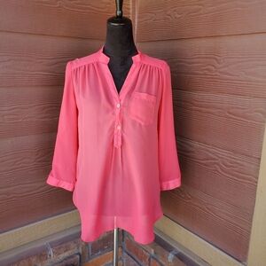 A. Byer Women's Coral Pink 3/4 Sleeve Blouse Size Medium EUC